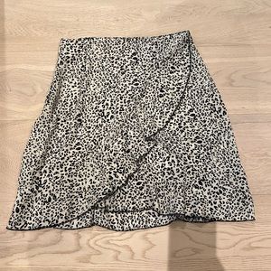 Leopard print skirt